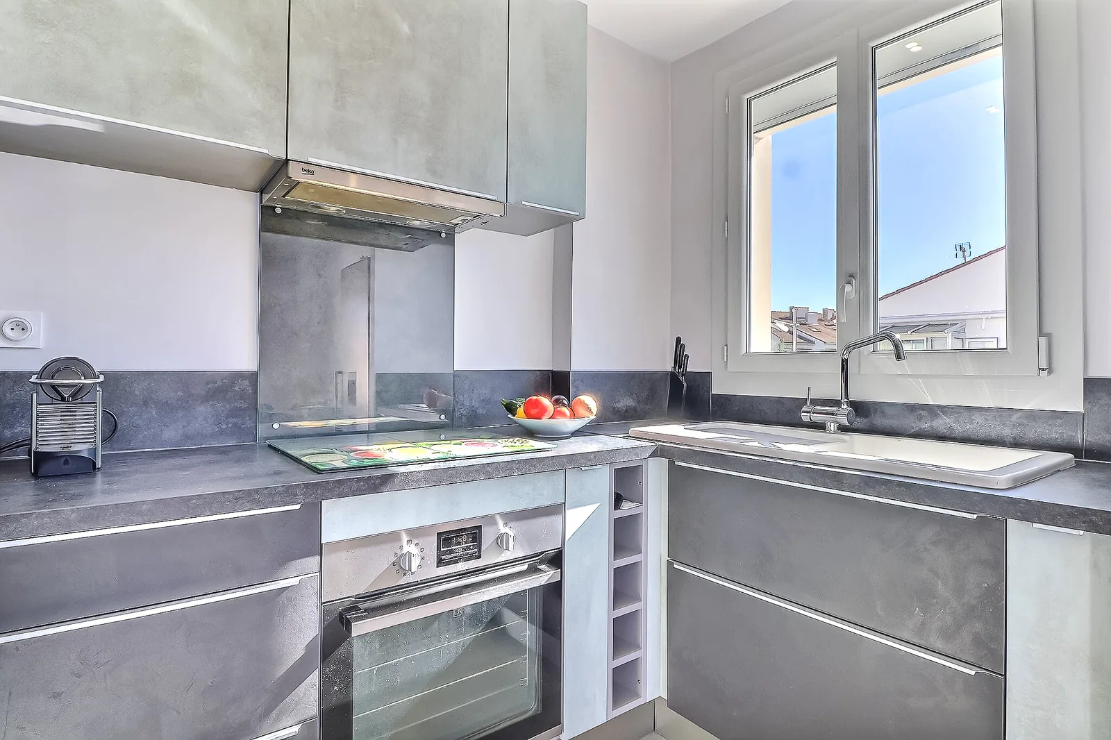 cuisine equipee appartement suzanne 2