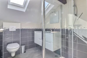 salle de bain appartement suzanne 3